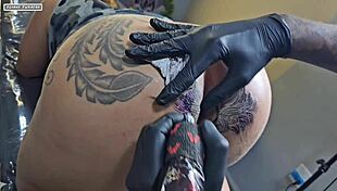 I'm modifying the tattoo around my huge ass, now it's bigger than before