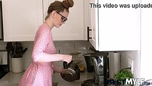 Erin Everheart Fucked By Arabelle Raphael.