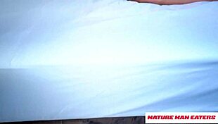 Famous BBC Rome Major Bangs Hotwife Sweet Vickie