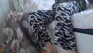 elza kom shows off nylon tights fetish in lingerie