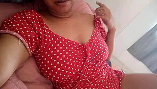 क्या तुमने कभी लिटिल रेड राइडिंग हूड को गॉडेस की तरह मस्तरबेट करते देखा?