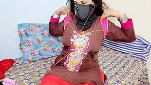 Muslim Prostitute Cheats on Desi Husband with Anal Dildo on Video Chat