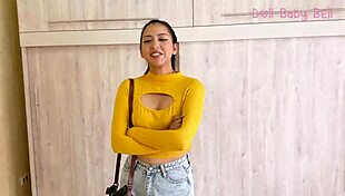 PEQUEÑA JOVEN SALE DE SU CASA A VIVIR SOLA POR PRIMERA VEZ