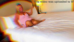 I'm Cece Ryder, having finger sessions on Sextapelive