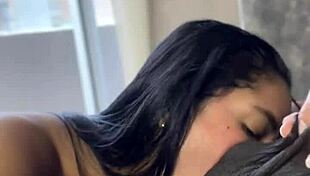 Amateur couple enjoys cock massage session