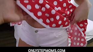 candice dare gives morning blowjob to stepson then takes it in her ass 😈