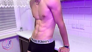 Stepsister feels intense deep penetration in her wet pussy by muscular blonde