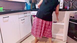 Wetpinay in school uniform, washing after porn? Check her armpits!