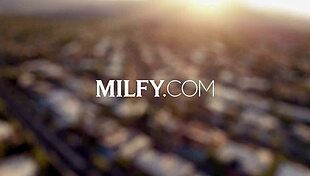 Milfy curvy mom sophia tempted by college studs bbc