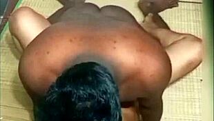 homemade pussy drilling with brunette bodybuilder susy gala reaching orgasm