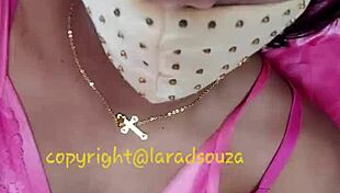 Hey Lara Dsouza, how do you rock that pink satin nighty so well?