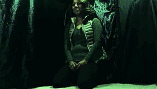 Mandy mynxx meets a stranger in his creeper van