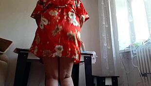 When My Girlfriend Went To The Store Her Mother Fucks Me Very Loudly And Passionately - Lesbian Illusion Girls