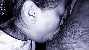 क्लोजअप सौतेले पापा को गले तक डीप थ्रोट ब्लोजॉब