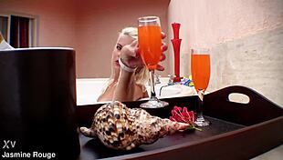 Piyavka Chehova's Big Bouncy Tits Underwater in Pool.