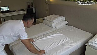 जूलिया नॉर्थ का ऐनल पाउंडिंग