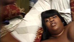 बड़ी काली मोटी औरतें वॉल्यूम फाइव सीन फोर