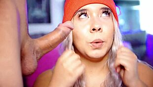 valentina, the big-assed latina, shows off her skills on webcam daily