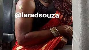 Indian crossdresser slut Lara Dsouza sexy bus video part 2