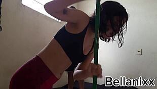 Bellanixx Asked Neighbor For Help, He Ended Up Fucking!