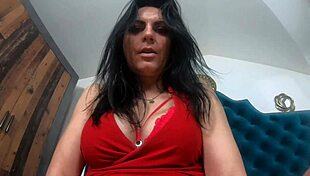 MilfyCalla - I demand you bang my pussy, I'm your hot brunette!