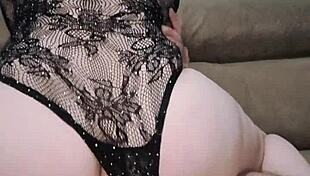 i'm eating this delicious pregnant woman with juicy ass and blue eyes