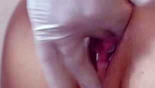 जापानी राजकुमारी वाइल्ड डॉगी सेक्स एक्शन के लिए झुकती है