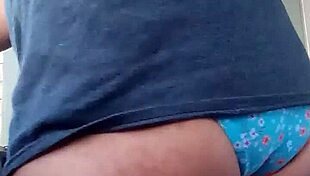 i cant stop wearing my wifes panties, its so thrilling