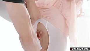 Petite ballerina Emma Rosie fucks shyly with deepthroat and kissing