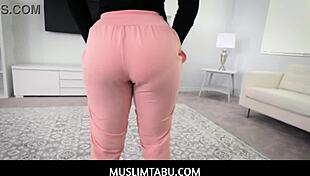 MuslimTabu features Muslim brunette teen Summer Col and Jay Rock in a hot fucking scene