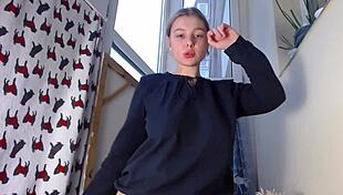 teen blonde pornstar stretches her tight asshole in european big ass action