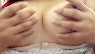 i'm doing a big boobs striptease for my online fans, hope you like it!