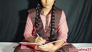 इंडियन टीन 18+ सलमा टीचर से रफ डॉगीस्टाइल पाती है