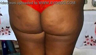 Crente safada na cozinha showing huge tits ass outdoor homemade