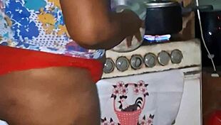 Crente safada na cozinha showing huge tits ass outdoor homemade