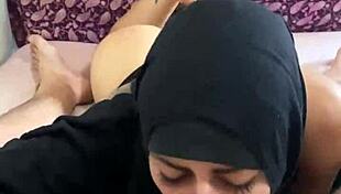 Feeling The Intense Pleasure As Mia Niqab Eats His Balls And Cum In This Homemade Scene