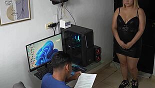 A delicious blowjob in the office between a chubby latina and her roommate.