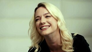 Gorgeous Blonde Kenna James Gets Fucked Hard By Her Sexy Boyfriend Nathan Bronson