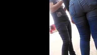 Culona En Jeans Apretados - Teen 18+ With Big Candid Ass