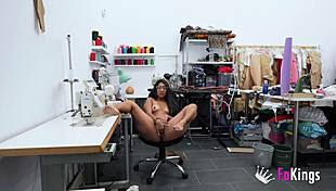 Lara student pays lessons by fucking well.