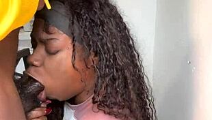 Keisha Minaj Gives Blowjob To 11 Inch Cock