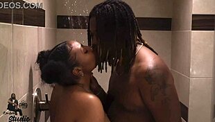 She Handled That Monster Cock Perfectly in Real Shower Sex