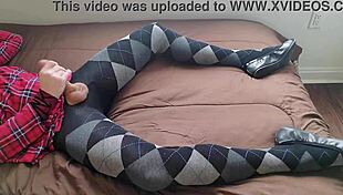 Shemale jerks off in plaid dress 😍