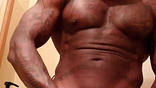 bbc worship with muscular bodybuilder