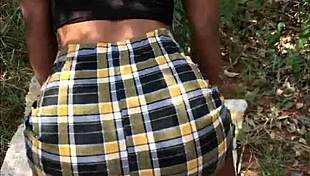 इबोनी लड़कियों की गांड पर बड़े लंडों का कम