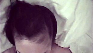 I let my husband fuck my friend minh 😍