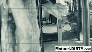 Watch Brunette Milf Fuck Secretly!