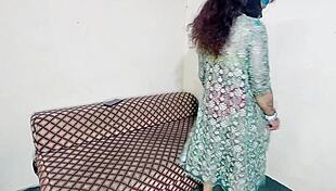 Punjabi Sardarni Pola Singh Anal Doggy Sex With Dirty Hindi Talk