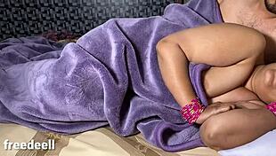 अरे बेटे, क्या तैयार हो सौतेली माँ के साथ आज रात?