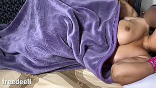 अरे बेटे, क्या तैयार हो सौतेली माँ के साथ आज रात?